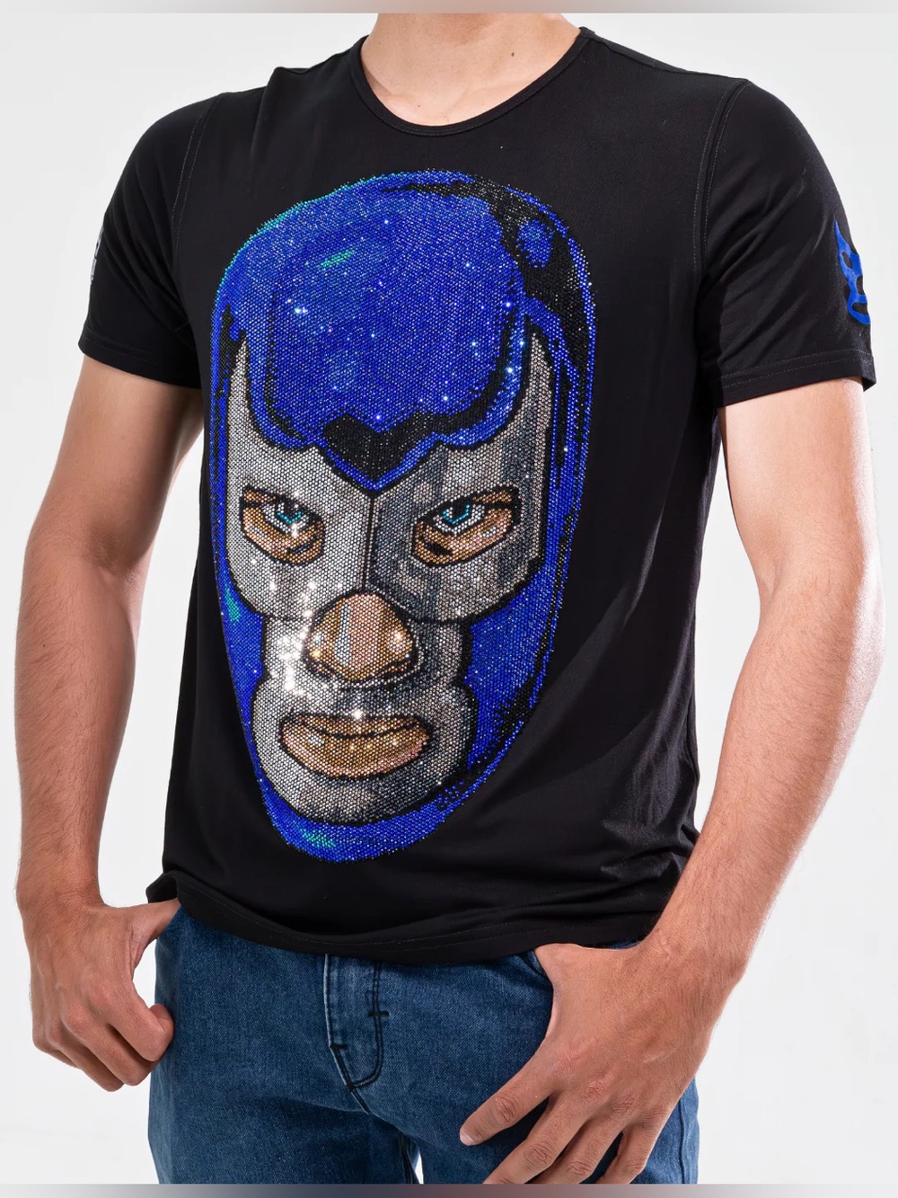 Blue Demon Jr. x ¡Ay Güey! black short sleeve t-shirt with rhinestones men’s L